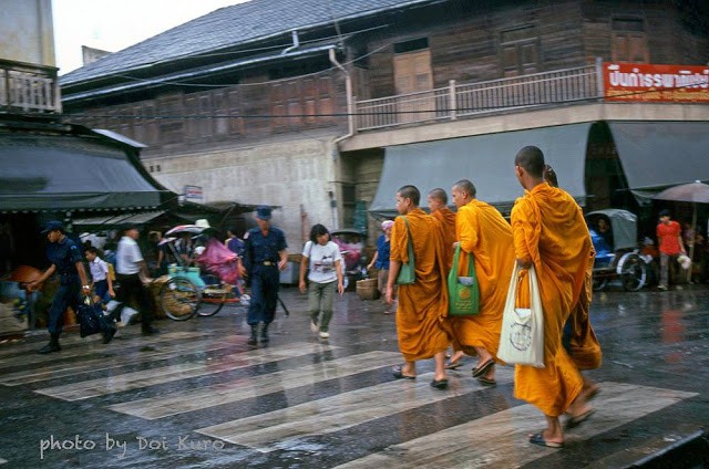 Chum anh cuoc song o thanh pho Chiang Mai nam 1984-Hinh-13